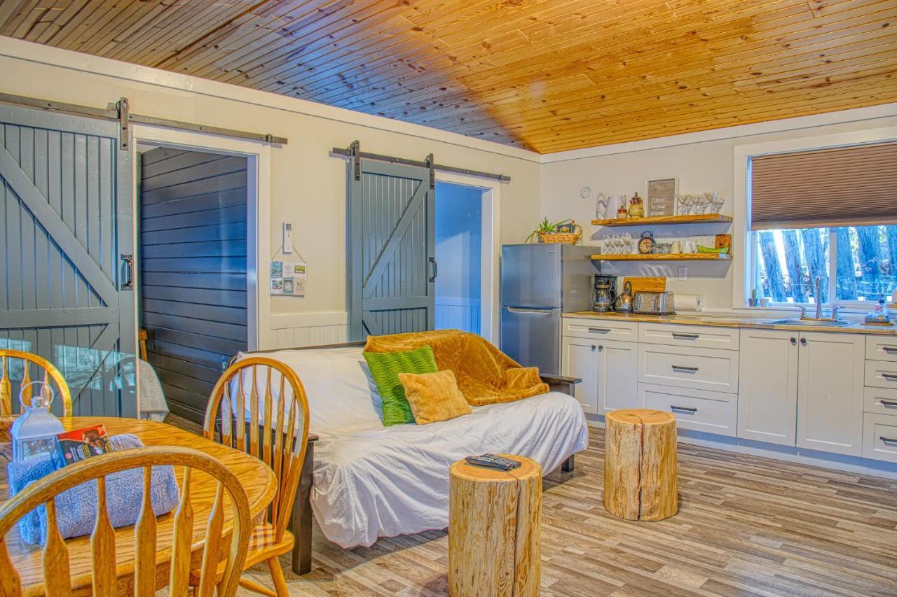 Barefoot Villas And Retreat Christina Lake Экстерьер фото