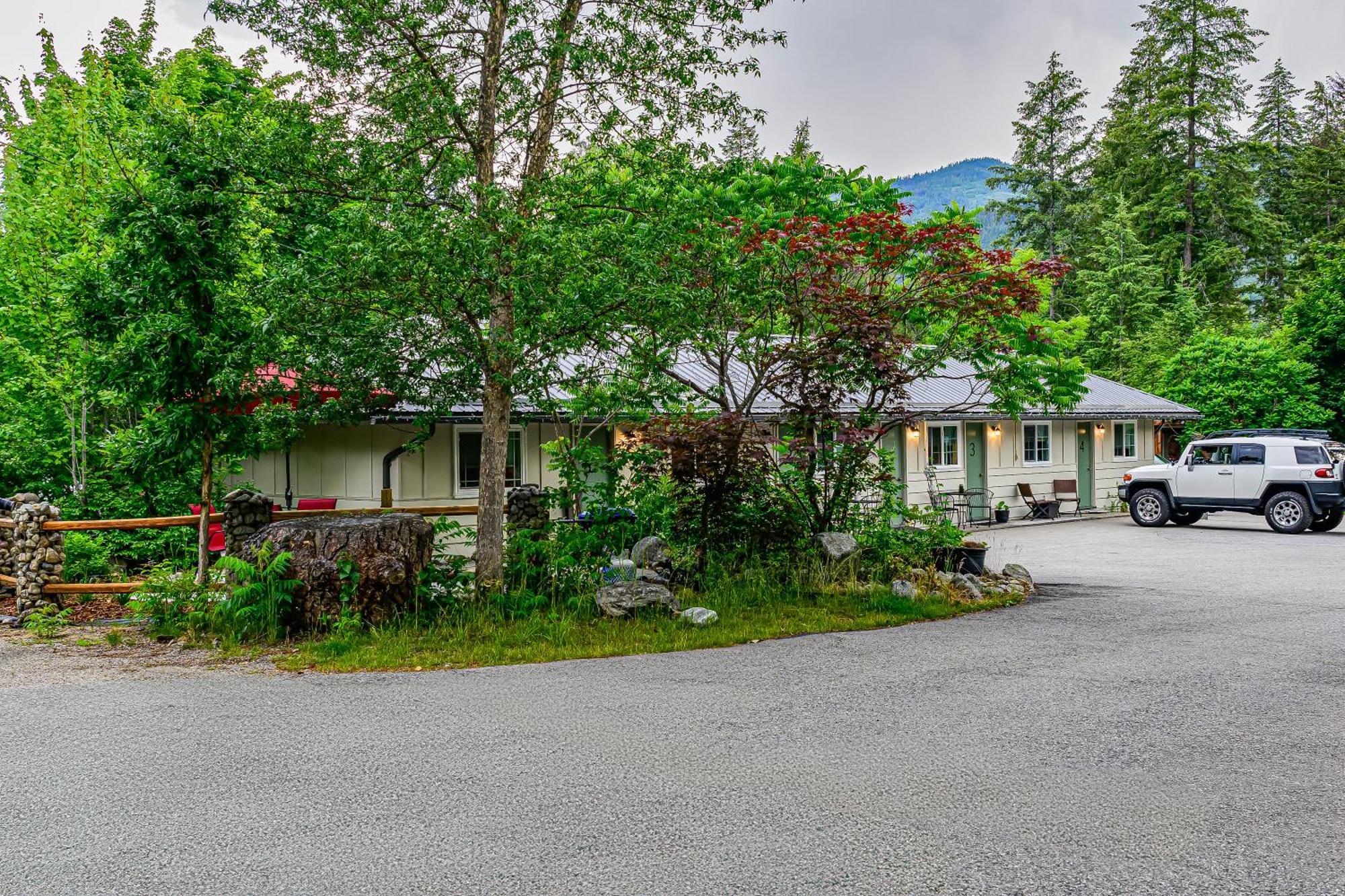 Barefoot Villas And Retreat Christina Lake Экстерьер фото