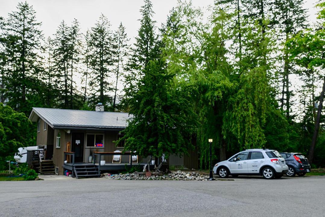 Barefoot Villas And Retreat Christina Lake Экстерьер фото